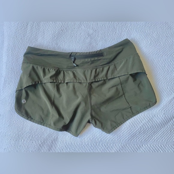 Lululemon Speed-Up Shorts - Picture 8 of 8